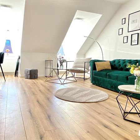 Skyview Residence - Self Check In - Near City Centre กราซ ภายนอก รูปภาพ